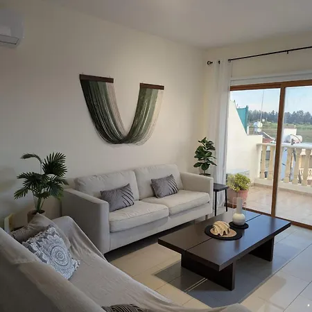 Marlen's Place Near Airport * Paphos
