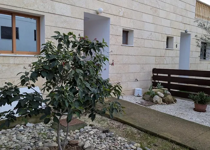 Marlen's Place Near Airport Apartmán Paphos